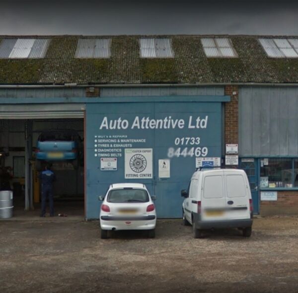 A HIGHLY REPUTABLE VEHICLE MAINTENANCE, REPAIR, AND MOT SERVICE A HIGHLY REPUTABLE VEHICLE MAINTENANCE, REPAIR, AND MOT SERVICE
