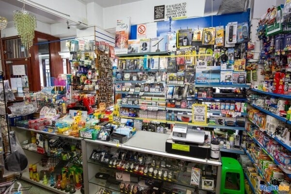 Spacious Freehold Hardware Store For Sale, Kilsyth, Glasgow Photo 2