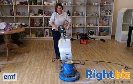 DOMESTIC & COMMERCIAL CONTRACT CLEANING Photo 2