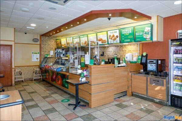 Subway Franchise For Sale, High Street, Gosport, Hampshire Photo 2