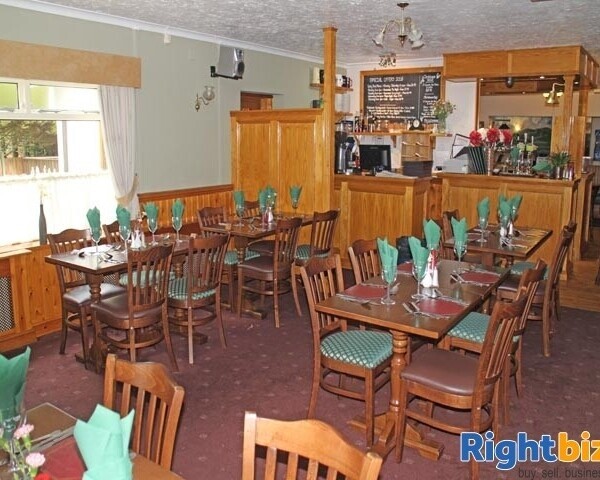 TORFAEN, SOUTH WALES VILLAGE PUB WITH SEPERATE OWNERS HOUSE Photo 2