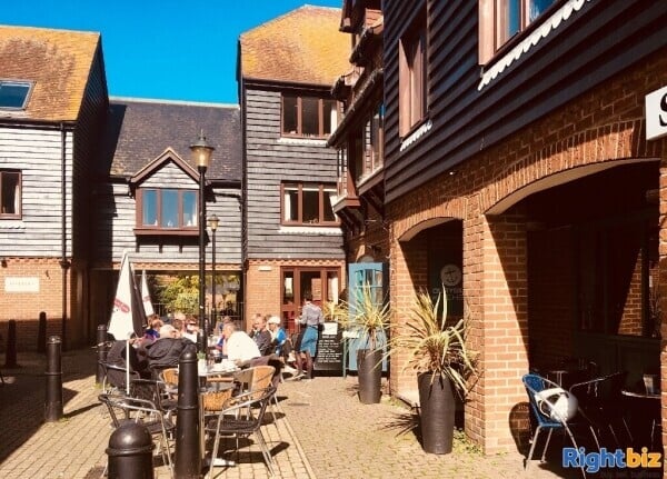 VIRTUAL FREEHOLD - NO RENT - COFFEE SHOP/ DAYTIME CAFE - Great Location, Rye, East Sussex Photo 2