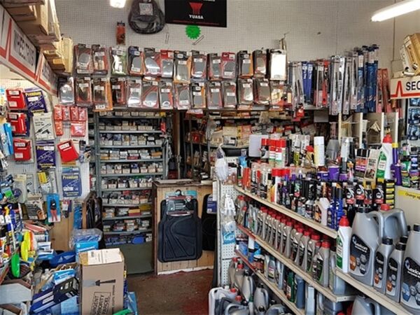 LONG ESTABLISHED MOTOR ACCESSORY SHOP - KENT Photo 2