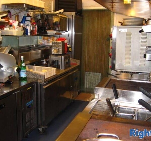 Leasehold Italian Restaurant Located In Falmouth Photo 2