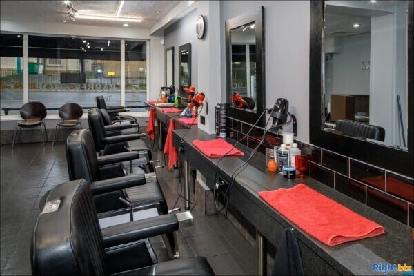 Barbers Shop, Main Road Position, In Popular Commuter Village, On Outskirts Of Southampton, Hants Photo 2