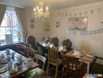 Leasehold English Tearoom in town centre Winchester Photo 3