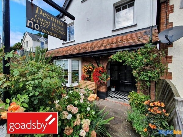 Superb Home & Income B&B - Views to Lyme Bay Photo 2