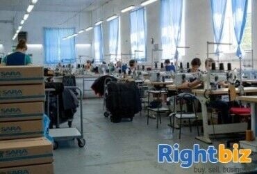 Sewing Room with highly experienced sewers. Workwear, heavy sewing. Sewing Room with highly experienced sewers. Workwear, heavy sewing.