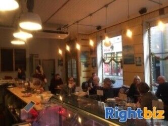 Stunning 50 Cover Cafe Bistro Deli in Central Falkirk Photo 2