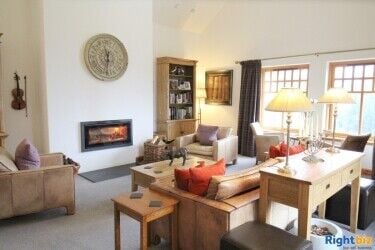 Luxurious Guest House for Sale in the Heart of the Highlands