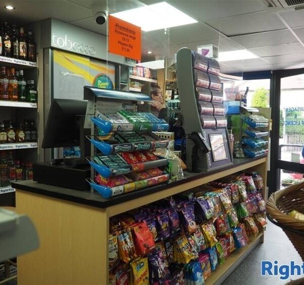 Off License & Convenience For Sale in Pontefract Photo 2