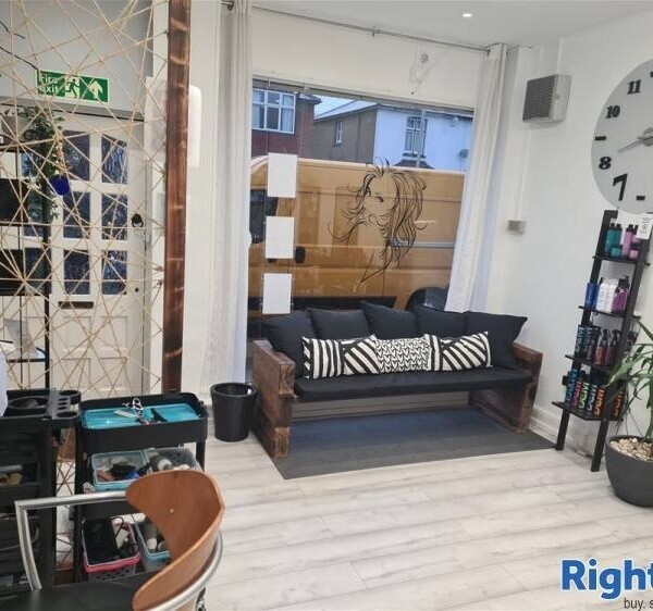 Well Presented Hair Salon with Loyal Clientele Photo 2
