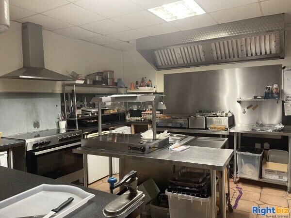 Leasehold cafe/Takeaway very busy, Derbyshire Photo 2