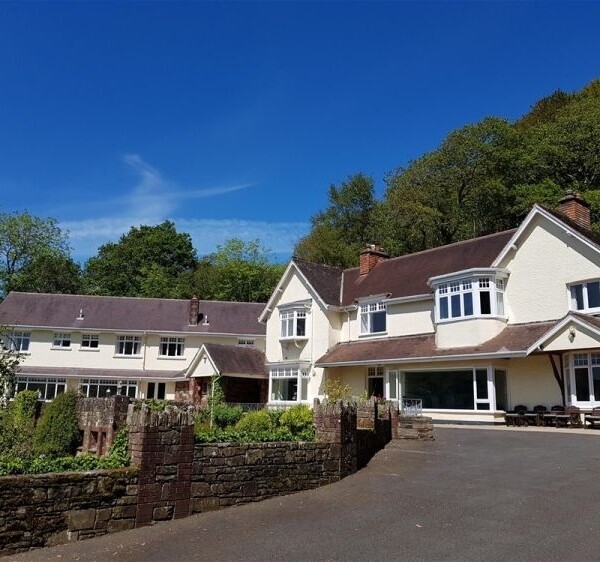 Under Offer: Distinctive 11 Bedroom Hotel in a Unique North Devon Setting For Sale in Barnstaple Photo 2