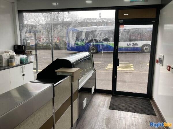 Fish and chip shop , pizzeria Photo 2