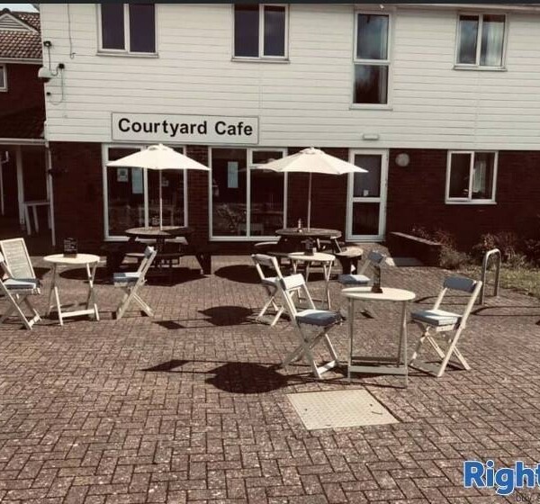Leasehold cafe for sale in Ticehurst Easy Sussex Photo 2