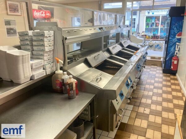 FISH & CHIP TAKEAWAY with SEATING AREA Photo 2