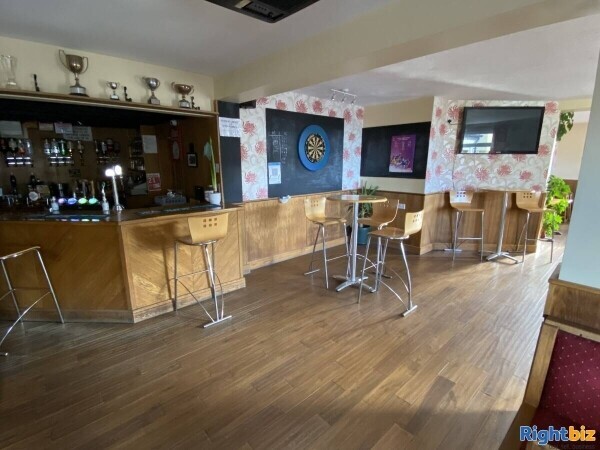 SOMERSET - FREE HOUSE NEAR CAMP SITES AND THE COAST Photo 2