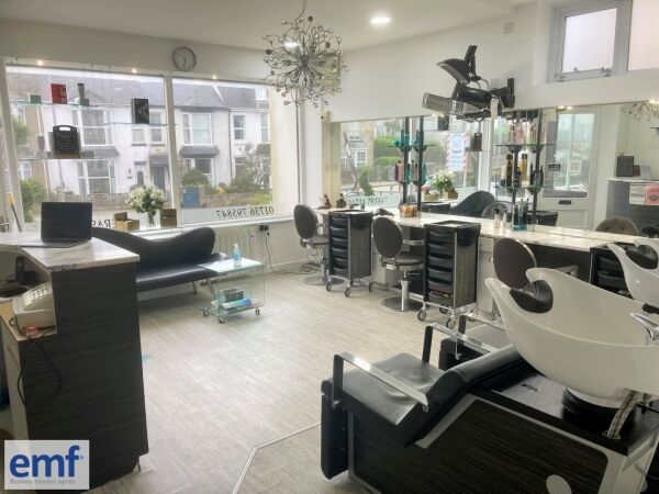 HAIR SALON Photo 2
