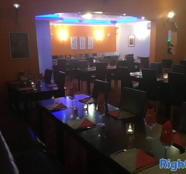 Extremely well established Restaurant/Bar for sale Photo 2