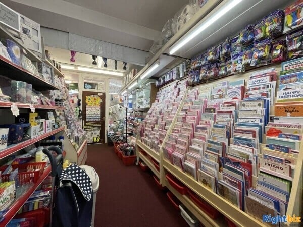 AN ESTABLISHED INDEPENDENT GENERAL RETAIL STORE & PROMINENT FREEHOLD PREMISES Photo 2