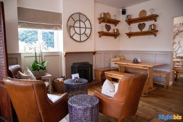 KENT - HIGH QUALITY PUB & RESTAURANT Photo 2