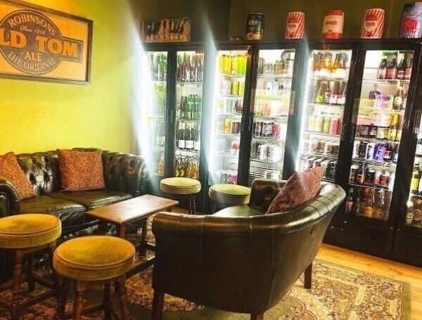 Cocktail/Craft Ale Bar & Restaurant - Cheadle Photo 2