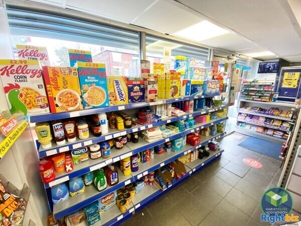 NEWSAGENTS: RADCLIFFE: Photo 2