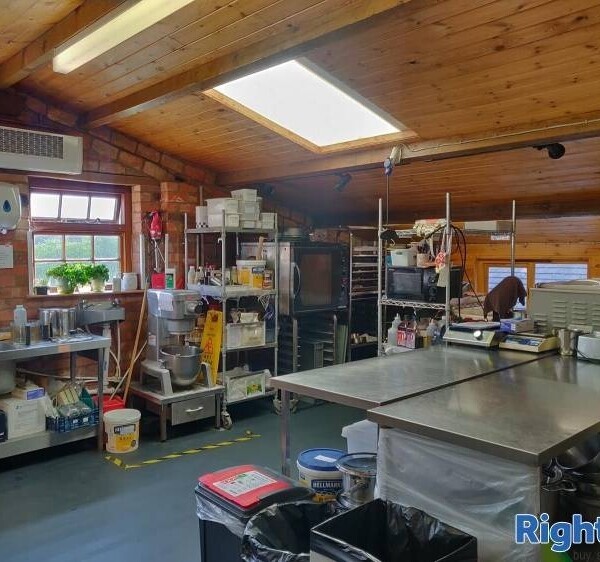 Licensed Café & Coffee Shop Located In Wootton Wawen Photo 2