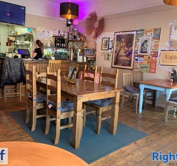 CAFÉ BAR Photo 2
