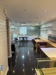 Leasehold shop for sale in Southgate Leasehold shop for sale in Southgate