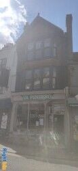 Successful licensed restaurant-cafe in the Brighton Lanes