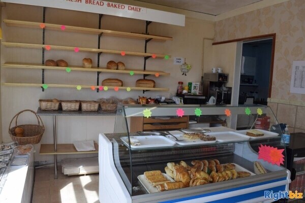 ESTABLISHED BAKERY WITH SELF CONTAINED LIVING ACCOMMODATION. PORTSLADE, EAST SUSSEX Photo 2