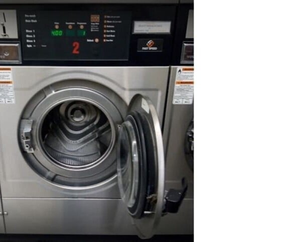 Amazingly Well Presented, Highly Recommended Laundry in North London Photo 2