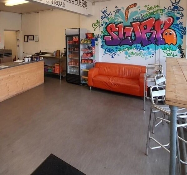 Cafe & Sandwich Bars For Sale in Ellesmere Port Photo 2