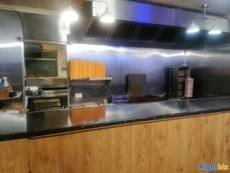 Successful Takeaway for sale with 2 Bedroom Accommodation Doncaster