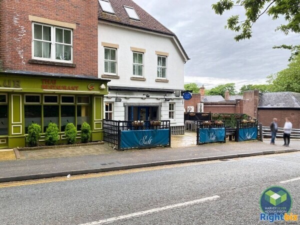 BAR TO LET: LYMM: Photo 2