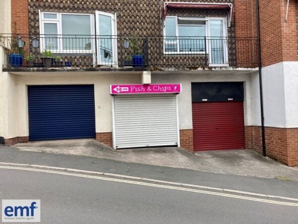 FISH & CHIP / FAST FOOD TAKEAWAY Photo 2