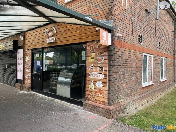 LeaseHold Bakery or Pizza Shop Premises For Sale In Hayes London Photo 2