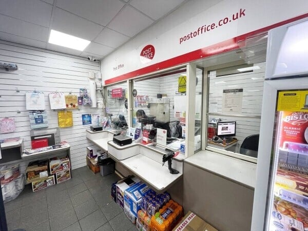GLASGOW, HIGHLY PROFITABLE CONVENIENCE STORE WITH POST OFFICE Photo 2