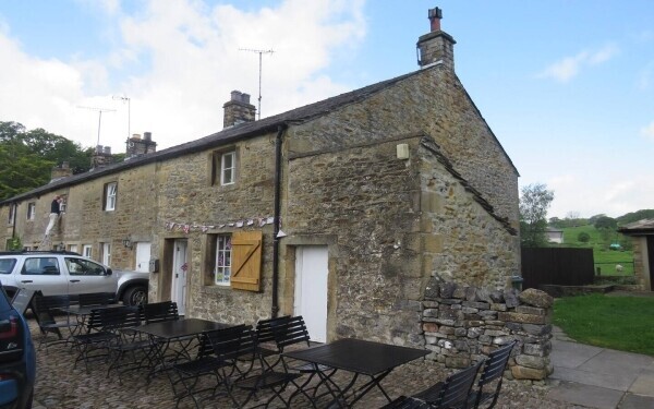 Thriving Local Tea Room and Cafe Business Photo 2