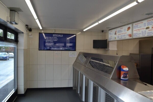 Very busy Fish and Chip Shop with Accommodation Photo 2