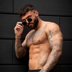 Online E-commerce Sunglasses Business Online E-commerce Sunglasses Business