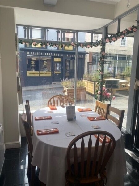 * PRICE REDUCED* Beautifully Decorated Tea Room in a Well-Situated Area in Chepstow Photo 2