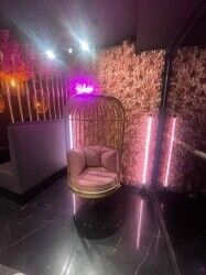 Dessert and Burger Lounge for Sale in Cheshunt Photo 2
