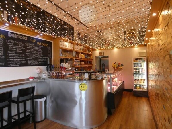 Retirement sale. Highly profitable cafe and sandwich shop in Stepps Photo 2