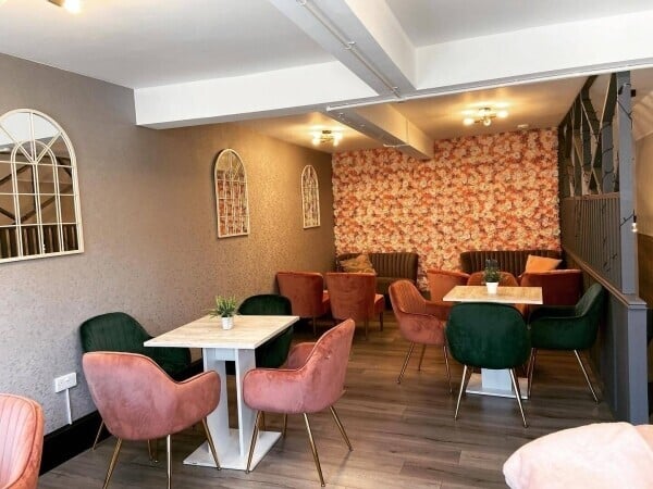 Two storey cafe - Town Centre Location QUICK SALE Photo 2