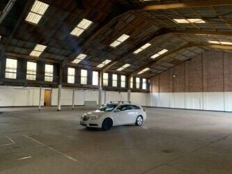 Unit to Let in Tipton, Birmingham. 20,000 SQFT with huge yard. Prime Location, Nill Premium