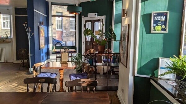 Popular licensed Cafe/Bistro for sale in Leith Photo 2