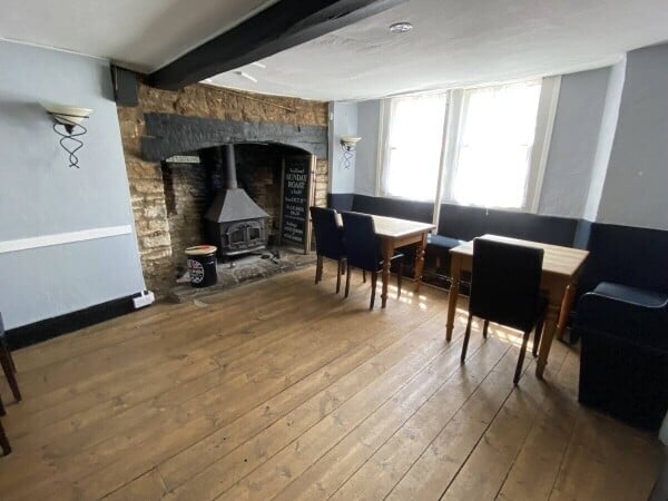 SOMERSET - FREE OF TIE VILLAGE PUB IN 2.37 ACRE PLOT Photo 2